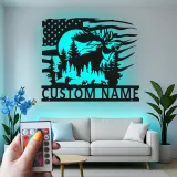 Insegna in metallo personalizzata con alce | Arte da parete faunistica LED con bandiera americana | Decorazione e regalo per cabin di cacciatori