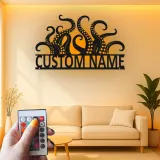 Cartel LED personalizado de tentáculos de pulpo | Arte de metal con nombre personalizado | Decoración náutica para negocios y hogar costero | Regalo para amantes del mar