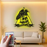 Insegna LED in metallo gotica con corvo e teschio | Arte murale horror personalizzata | Decorazione spettrale su misura per man cave, studio | Targhetta dark art