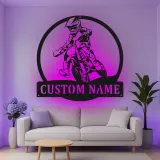 Personalisierte LED-Beleuchtung Metall-Wandkunst für Motocross-Fahrer – Einzigartiges Geschenk für Dirtbike-Enthusiasten, Garage oder Spielzimmer