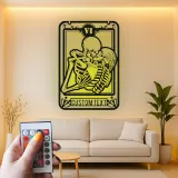 Gothic Skeleton Lovers Tarot-Kartenschild | Personalisierte LED Metall-Wandkunst | Romantische Totenkopf-Paar-Dekoration | Individuelles Jubiläumsgeschenk