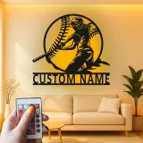 Décoration murale en métal personnalisée pour joueur de softball avec rétroéclairage LED - Cadeau pour passionnés de softball