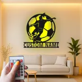 Arte mural LED de metal de jugadora de fútbol femenina personalizada | Cartel de nombre de atleta personalizado | Regalo de decoración para habitación de chicas | Luz de silueta de fútbol