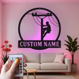 Panneau LED en métal pour lineman | Cadeau personnalisé pour électricien | Décoration murale avec nom sur mesure pour man cave | Déco pour professionnel des services publics