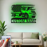 Enseigne camion de dépannage plateau personnalisée | Décoration murale LED en métal | Décor drapeau américain pour garage ou bureau | Cadeau pour chauffeur routier