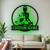 Personalisierte LED-beleuchtete Buddha-Meditation mit Sonnenblume – Geschenk für Yoga-Liebhaber, Zen-Garten oder Meditationsraum-Dekor