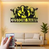 Décoration murale en métal personnalisée avec trio de vaches et rétroéclairage LED - Cadeau de ferme pour une cuisine rustique ou une grange