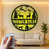 Personalisierte LED-Schild mit Jagdszene | Laser-Cut Metall-Wandkunst | Rustikale Cabin-Dekoration & Man Cave Geschenk