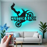 Personalisierte Motocross LED-Leuchte | Individuelle Metall-Wandkunst für den Man Cave | Geschenk für Extremsportler