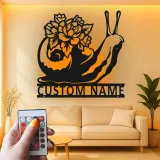 Panneau en métal personnalisé avec escargot | Décoration florale de jardin sur mesure avec LED | Cadeau pour amoureux de la nature | Déco patio et maison