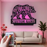 Arte mural de oso mamá | Cartel LED personalizado para cabaña de mamá | Decoración rústica de vida salvaje floral