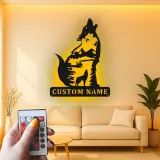Cartel de metal personalizado de lobo aullando con luz LED Regalo para amantes de la naturaleza Decoración rústica de cabaña 3