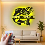 Insegna in metallo personalizzata con pesce e LED | Regalo personalizzato per pescatore | Arredo murale per casa al lago e baita