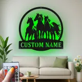 Panneau de Cheval Personnalisé avec Rétroéclairage LED | Art Métallique sur Mesure pour Décor de Ranch & Ferme | Cadeau Équestre pour Amateurs de Chevaux