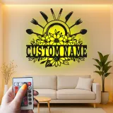 Plaque de cuisine personnalisée | Décoration murale en métal LED avec fleurs | Décor sur mesure avec ustensiles de chef | Cadeau pour maman pour restaurant et maison