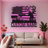 Cartel de metal personalizado de cazador de ciervos | Arte mural LED de bandera americana | Decoración de rifle con nombre personalizado para cueva de hombres | Regalo patriótico para cazadores