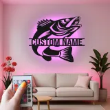 Insegna in metallo personalizzata con pesce e LED | Regalo personalizzato per pescatore | Arredo murale per casa al lago e baita