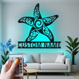 Art mural en métal étoile de mer avec rétroéclairage LED | Panneau de nom personnalisé pour décor côtier | Cadeau de maison de plage nautique sur mesure et signalétique d'entreprise
