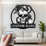 Panneau métal LED crâne et serpent gothique | Décoration murale prénom personnalisée | Décor sur mesure pour espace masculin, studio et garage