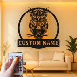 Insegna personalizzata con gufo reale | Arte murale LED in metallo | Decorazione wildlife personalizzata per casa o baita | Regalo per amanti degli uccelli