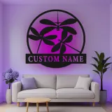 Insegna in metallo LED a forma di libellula personalizzata, regalo per amanti della natura, decorazione per camera da letto o giardino 1