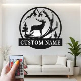 Personalisierte Metall-Wandkunst mit Hirschgeweih und LED-Beleuchtung – Geschenk für Naturliebhaber, Hüttendeko mit Bergmotiv