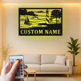 Panneau en métal de phare | Signalisation côtière LED | Décor personnalisé de maison de plage | Cadeau de silhouette de voilier nautique