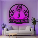 Personalisierte LED-beleuchtete Metall-Wandkunst mit Mädchen und Schmetterlingen – Geschenk für Sie, Schlafzimmer- oder Kinderzimmerdeko