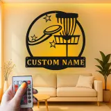 Insegna in metallo personalizzata con LED a forma di cestino per disc golf - Regalo per appassionati di disc golf - Decorazione per sala giochi 4