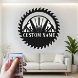 Décoration murale en métal personnalisée avec rétroéclairage LED en forme de lame de scie - Cadeau unique pour bricoleur, décoration de garage et d'atelier