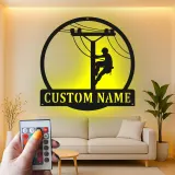 Panneau LED en métal pour lineman | Cadeau personnalisé pour électricien | Décoration murale avec nom sur mesure pour man cave | Déco pour professionnel des services publics