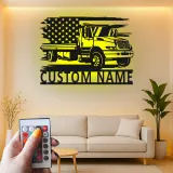 Enseigne camion de dépannage plateau personnalisée | Décoration murale LED en métal | Décor drapeau américain pour garage ou bureau | Cadeau pour chauffeur routier