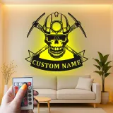 Personalisierte Kohlenbergmann Schädeltafel | LED Metall-Wandkunst für Man Cave | Vintage Bergmannhelm & Pickaxe Dekor | Geschenk für Ihn
