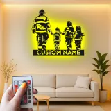 Insegna personalizzata per famiglia di vigili del fuoco | Arte murale LED in metallo | Regalo su misura per papà pompiere | Arredo per caserma