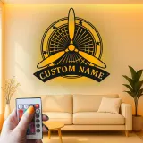 Décoration murale en métal personnalisée avec lumière LED d'hélice d'avion - Cadeau d'aviation pour pilote, décoration de hangar pour passionnés d'aviation