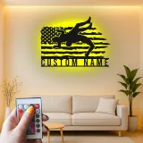Décoration murale en métal personnalisée avec éclairage LED Lutte Américaine Drapeau Cadeau Sportif Personnalisé pour Athlètes Décor de Gym ou de Chambre