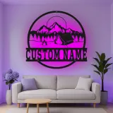 Insegna in metallo LED personalizzata con scena di campeggio regalo per appassionati di outdoor decor per cabin o RV 1