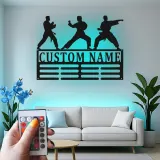 Insegna in metallo personalizzata per Karate | Arte da parete LED per arti marziali | Decorazione per Dojo e regalo per atleta