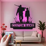 Personalisiertes LED-Metall-Wandbild Vater und Sohn auf der Jagd – Geschenk für Jäger, Deko für die Männerhöhle