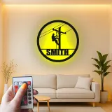 Plaque LED personnalisée pour lineman | Décoration murale en métal sur mesure pour électriciens | Cadeau pour technicien des réseaux | Déco garage et atelier