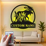 Insegna in metallo LED personalizzata con alce - Regalo per amanti della natura e decorazione per cabine