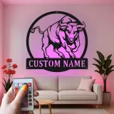 Insegna in metallo LED personalizzata con toro - Regalo per lui, decorazione per man cave o ufficio