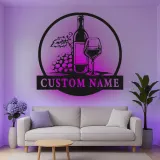 Insegna in metallo personalizzata per bottiglia di vino e bicchiere con luce LED - Regalo personalizzato per amanti del vino, decorazione per cucina o bar 1
