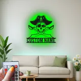Insegna in metallo LED Teschio Pirata | Insegna da parete con nome personalizzato per Man Cave | Decorazione nautica personalizzata | Spade incrociate luminose