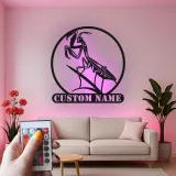 LED-Metall-Wandkunst mit Gottesanbeterin | Personalisierte Insekten-Schild | Biophiles Dekor für Zuhause & Garten | Geschenk für Naturfreunde