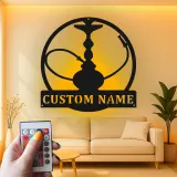 Insegna LED per Hookah Personalizzata | Decorazione per Lounge Shisha | Insegna in Metallo con Targhetta | Accento per Bar e Man Cave