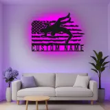 Décoration murale en métal personnalisée avec éclairage LED Lutte Américaine Drapeau Cadeau Sportif Personnalisé pour Athlètes Décor de Gym ou de Chambre