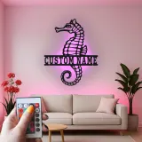 Panneau Métal LED Hippocampe Personnalisé | Décoration Murale Nautique Personnalisée | Décor Maison Côtière & Cadeau pour Amoureux de l'Océan