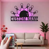 Personalisierte LED-beleuchtete Metall-Wandkunst mit Bowlingkegeln und Ball – Geschenk für Bowlingspieler und Spielzimmer-Dekor