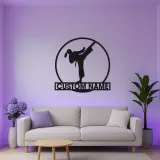 Insegna LED personalizzata per ragazza karateka | Arte murale in metallo per arti marziali | Arredo palestra per combattente donna | Regalo per lei